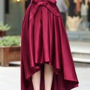 Burgundy front tie bow hi low skirt